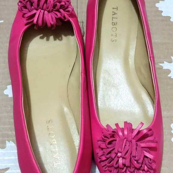 Talbots Pom Pom Ballet Flats "Stella" Leather Slip On Sz 7 ~ EUC - Picture 3 of 10